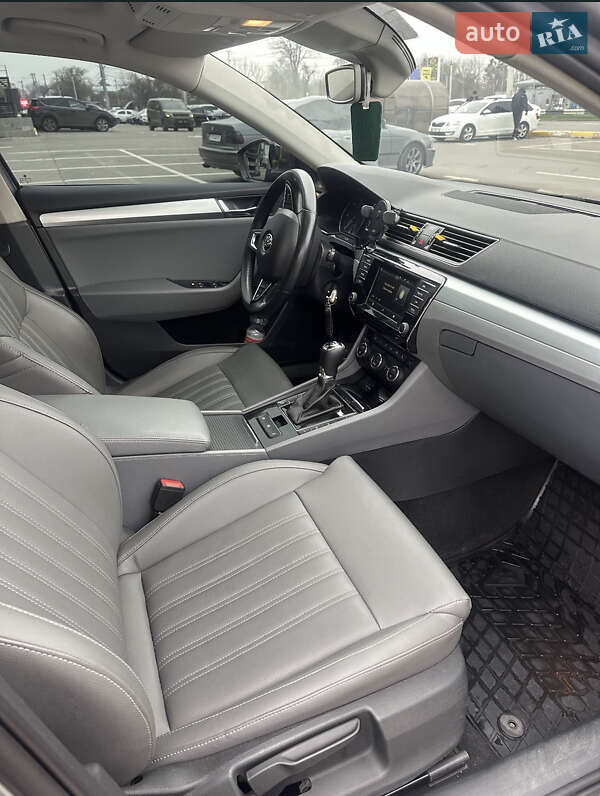 Лифтбек Skoda Superb 2016 в Киеве фото 14 Лифтбек Skoda Superb 2016 в Киеве