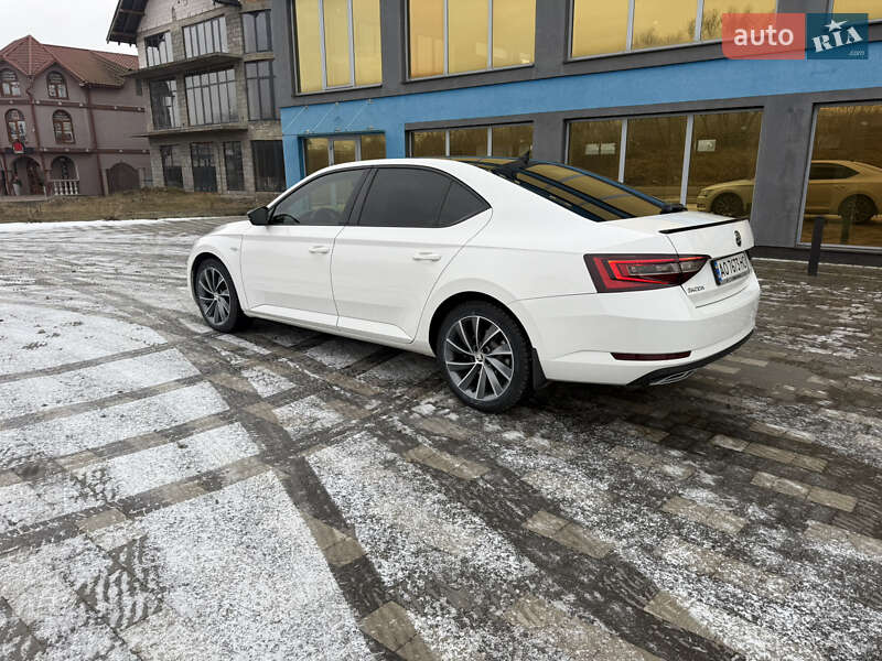 Лифтбек Skoda Superb 2016 в Тячеве