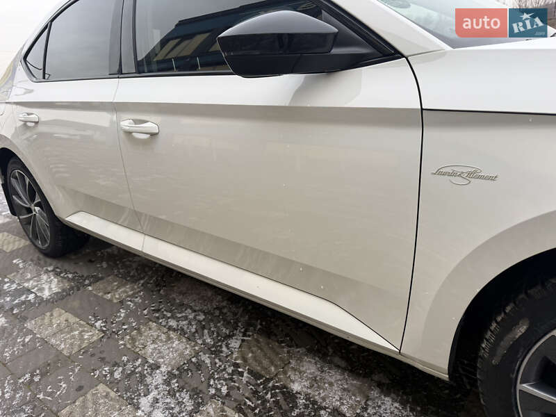 Лифтбек Skoda Superb 2016 в Тячеве