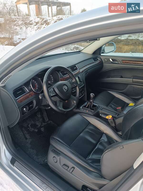 Лифтбек Skoda Superb 2015 в Ровно фото 12 Лифтбек Skoda Superb 2015 в Ровно