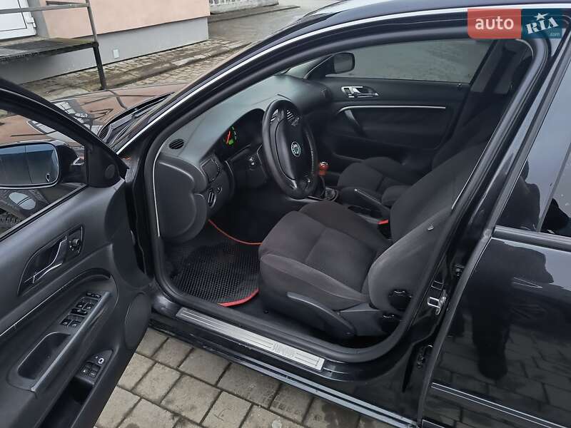 Лифтбек Skoda Superb 2002 в Ивано-Франковске фото 5 Лифтбек Skoda Superb 2002 в Ивано-Франковске
