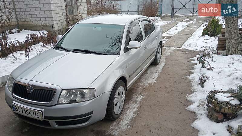 Лифтбек Skoda Superb 2007 в Светловодске