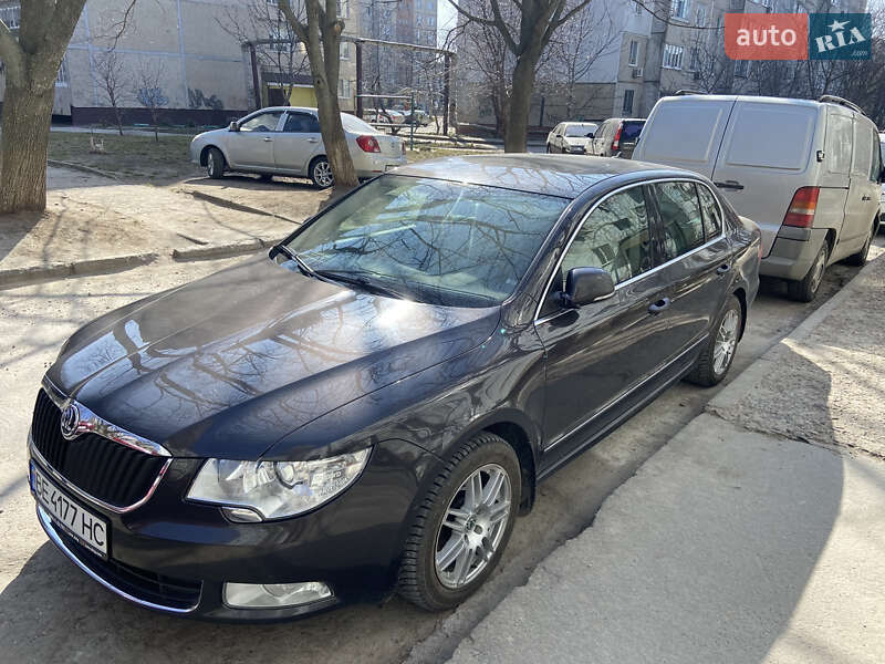 Ліфтбек Skoda Superb 2011 в Южноукраїнську