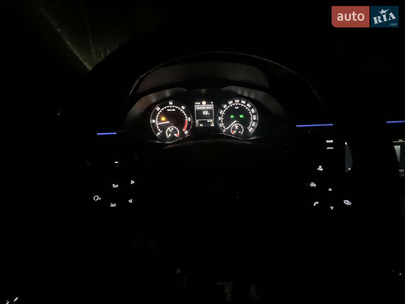 Лифтбек Skoda Superb 2015 в Хмельницком фото 32 Лифтбек Skoda Superb 2015 в Хмельницком