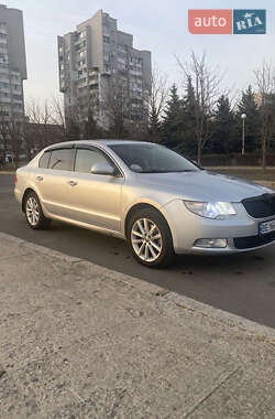 Лифтбек Skoda Superb 2008 в Южноукраинске