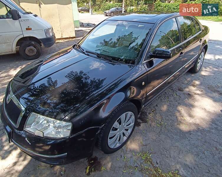 Лифтбек Skoda Superb 2002 в Каменском
