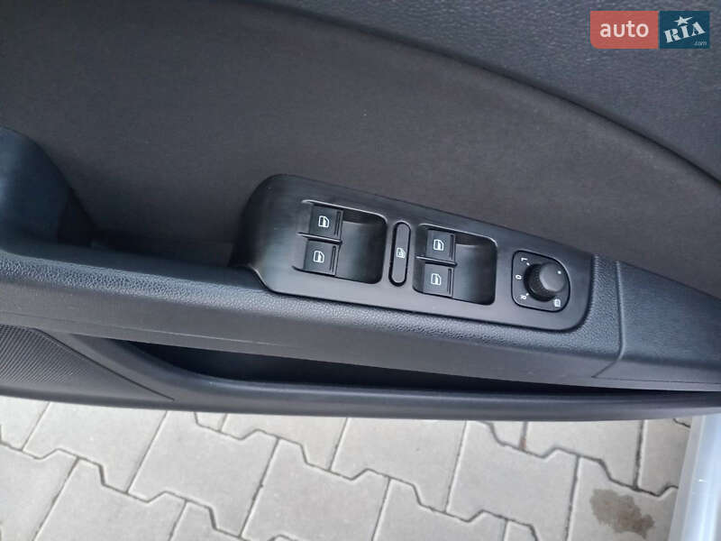 Лифтбек Skoda Superb 2013 в Киеве