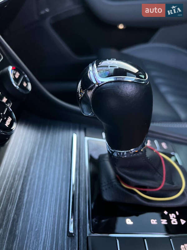 Лифтбек Skoda Superb 2022 в Ровно