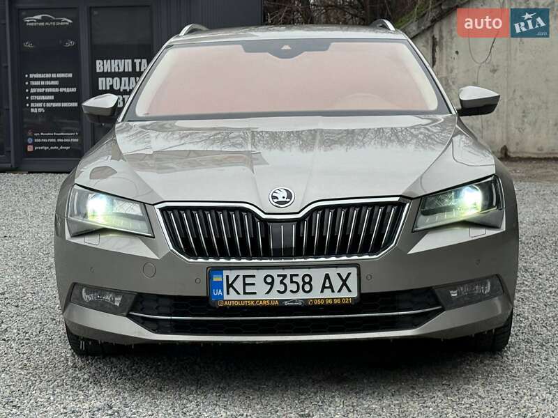 Универсал Skoda Superb 2017 в Днепре