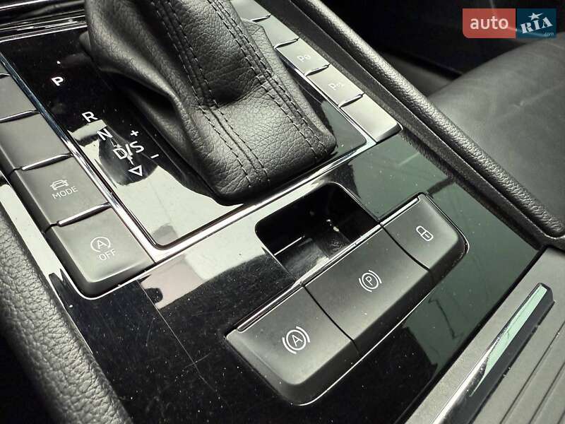 Универсал Skoda Superb 2017 в Днепре