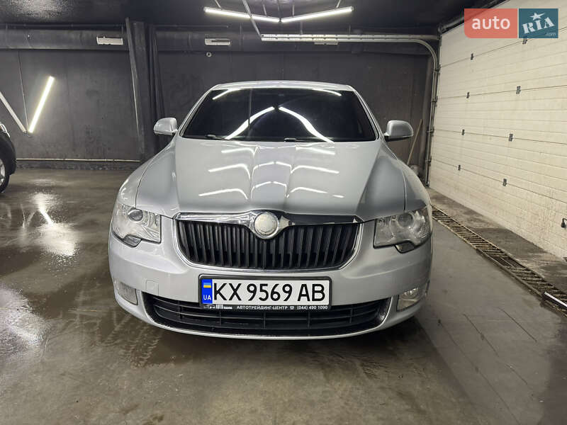 Лифтбек Skoda Superb 2008 в Харькове