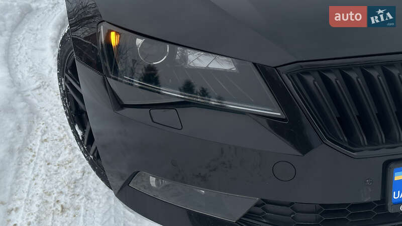 Универсал Skoda Superb 2019 в Самборе