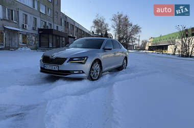Ліфтбек Skoda Superb 2016 в Дніпрі