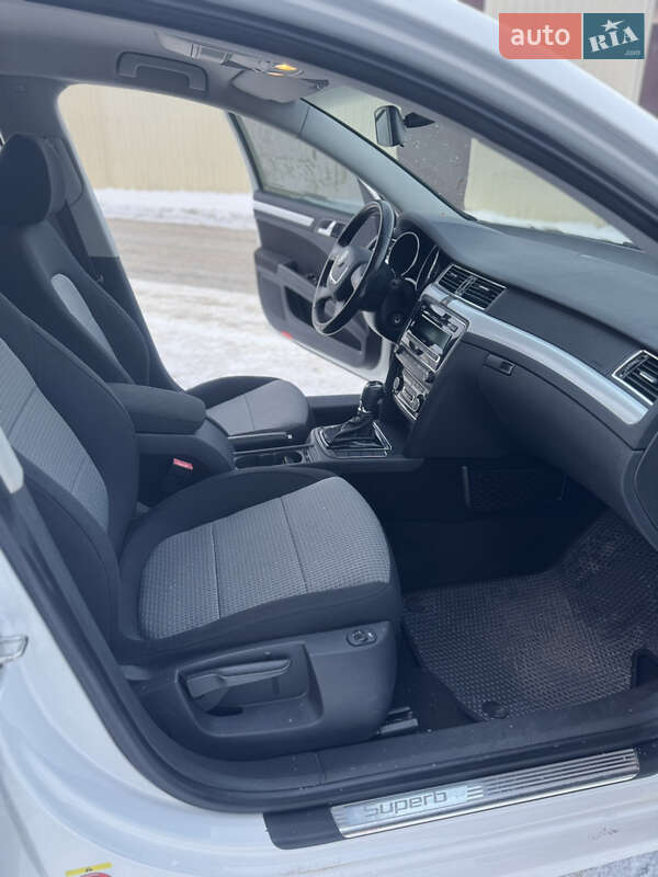 Лифтбек Skoda Superb 2013 в Харькове