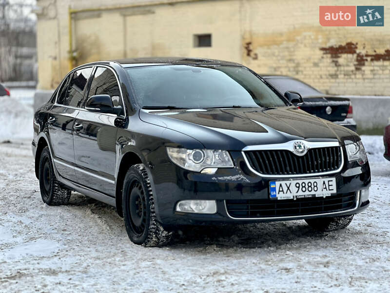 Лифтбек Skoda Superb 2011 в Харькове
