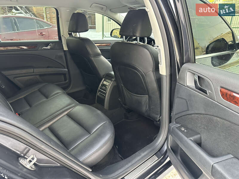 Лифтбек Skoda Superb 2011 в Харькове