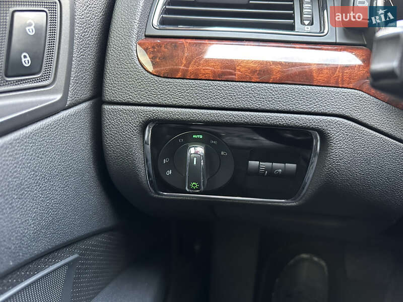 Лифтбек Skoda Superb 2011 в Харькове