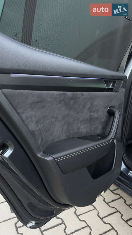 Лифтбек Skoda Superb 2022 в Мукачево