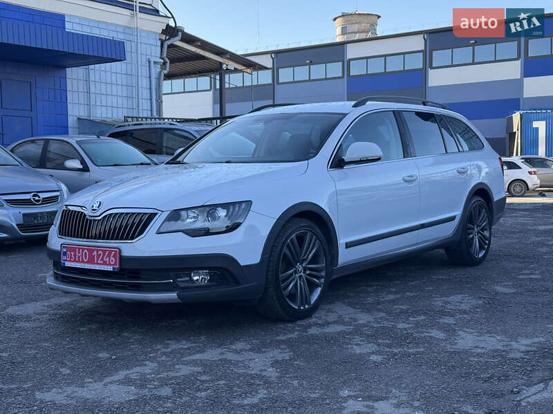 Универсал Skoda Superb 2015 в Ровно