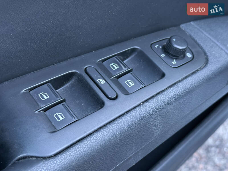 Универсал Skoda Superb 2015 в Ровно