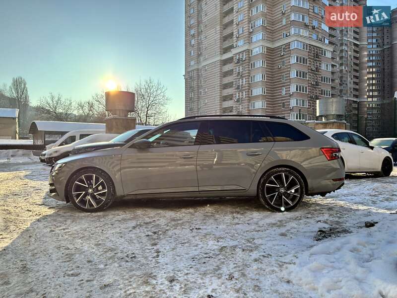 Универсал Skoda Superb 2021 в Киеве