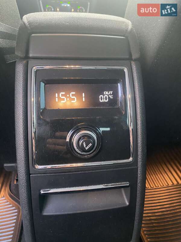 Лифтбек Skoda Superb 2014 в Прилуках