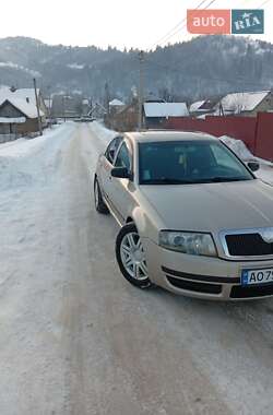Ліфтбек Skoda Superb 2003 в Ужгороді