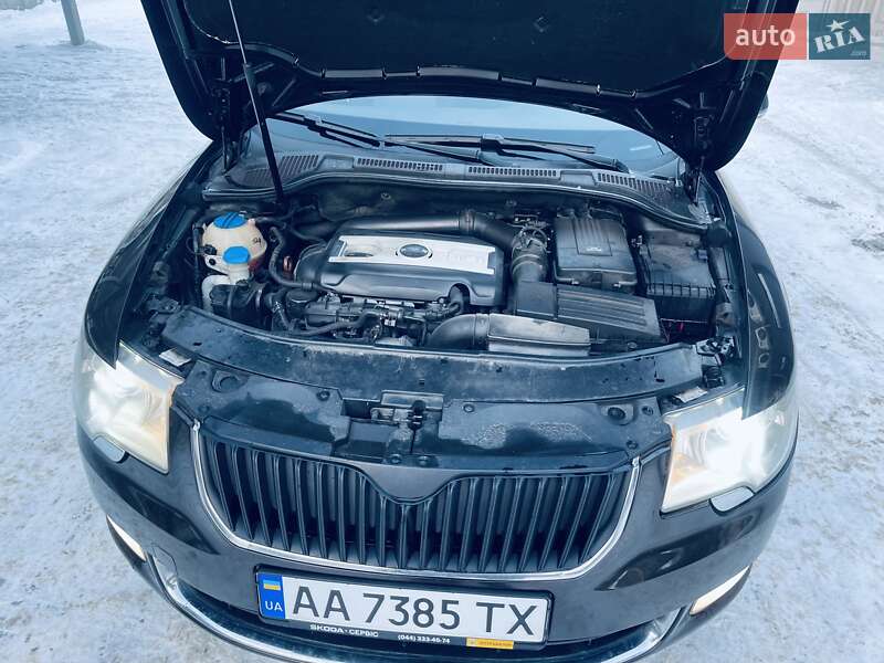 Лифтбек Skoda Superb 2012 в Киеве