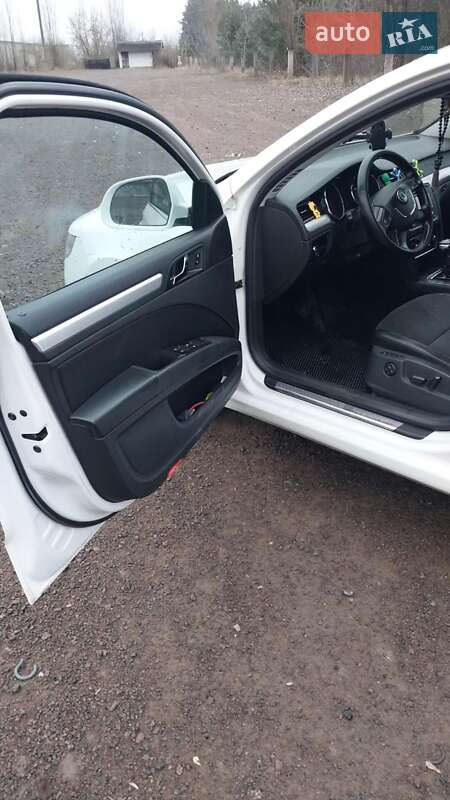 Лифтбек Skoda Superb 2011 в Заречном