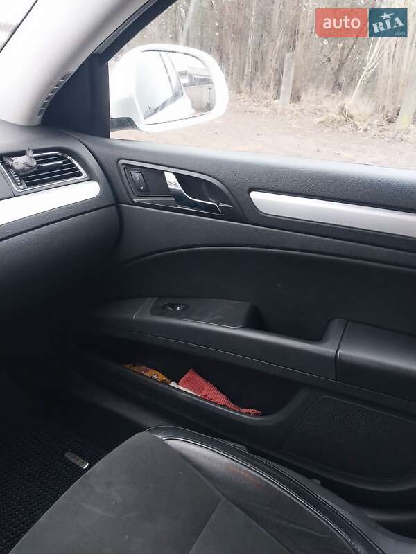 Лифтбек Skoda Superb 2011 в Заречном