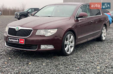 Ліфтбек Skoda Superb 2009 в Львові