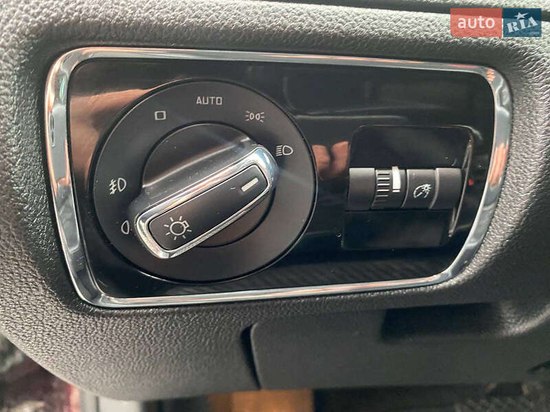 Лифтбек Skoda Superb 2009 в Львове