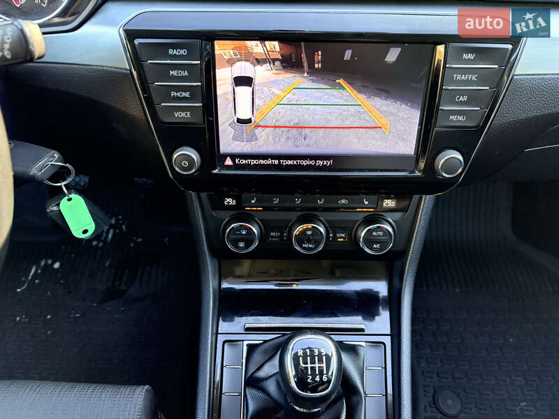 Универсал Skoda Superb 2017 в Нововолынске фото 22 Универсал Skoda Superb 2017 в Нововолынске