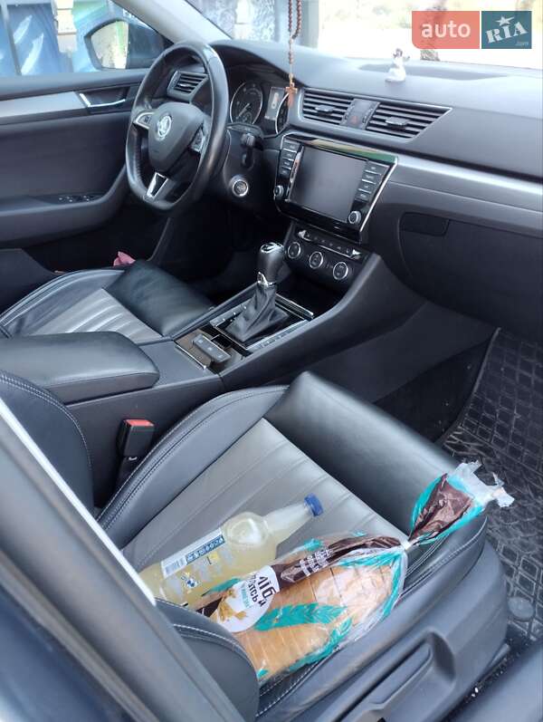 Универсал Skoda Superb 2016 в Дрогобыче