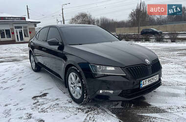 Лифтбек Skoda Superb 2016 в Харькове