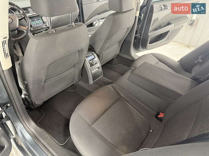 Лифтбек Skoda Superb 2014 в Киеве фото 19 Лифтбек Skoda Superb 2014 в Киеве