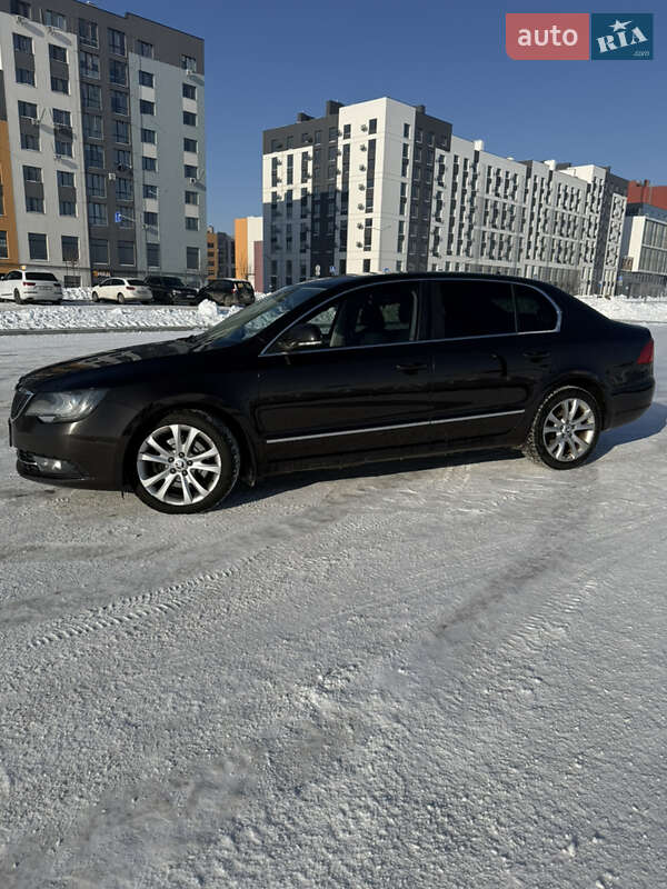 Лифтбек Skoda Superb 2013 в Ровно фото 7 Лифтбек Skoda Superb 2013 в Ровно