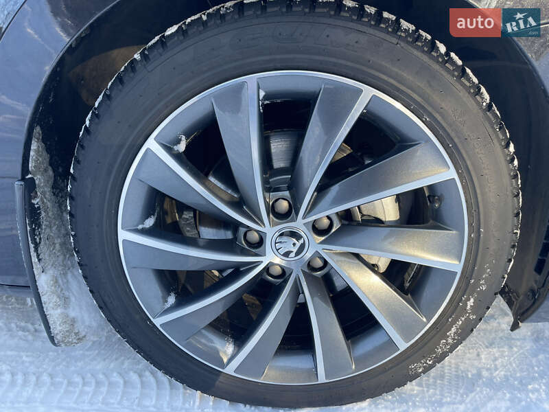 Универсал Skoda Superb 2017 в Дубно фото 31 Универсал Skoda Superb 2017 в Дубно