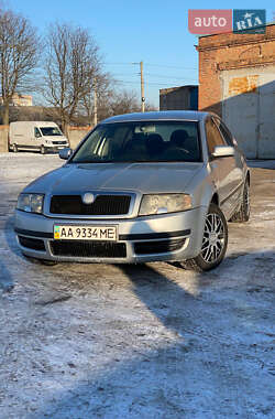 Лифтбек Skoda Superb 2005 в Лубнах