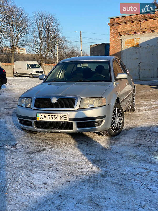 Skoda Superb 2005