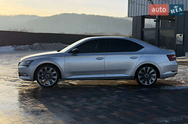 Лифтбек Skoda Superb 2017 в Долине