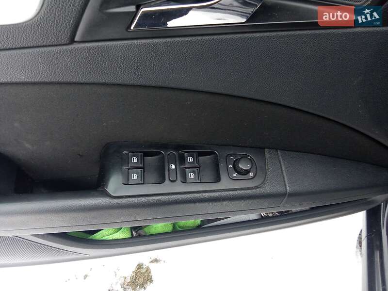 Универсал Skoda Superb 2012 в Кременчуге фото 4 Универсал Skoda Superb 2012 в Кременчуге