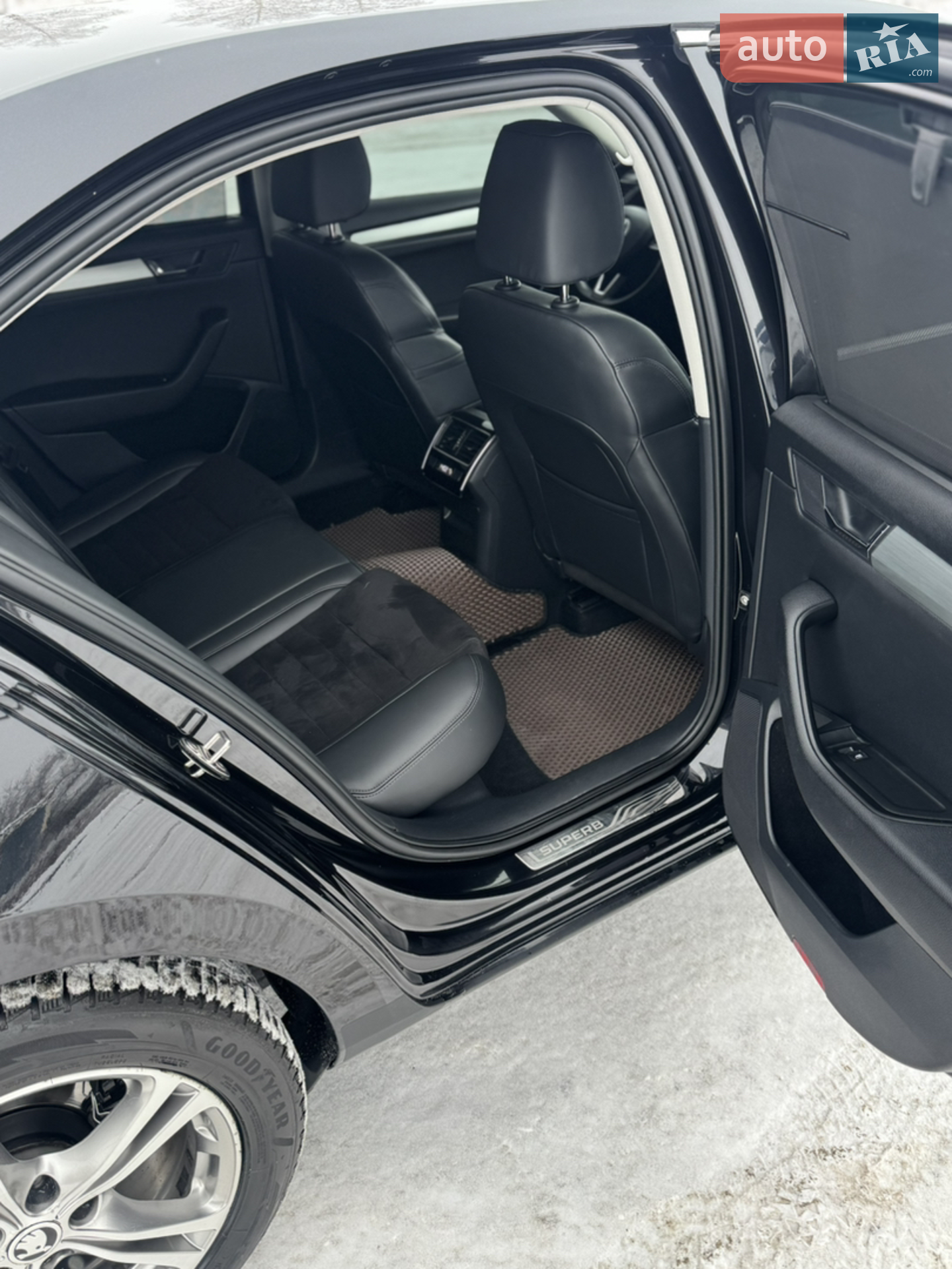 2015 Skoda Superb - мініатюра 23