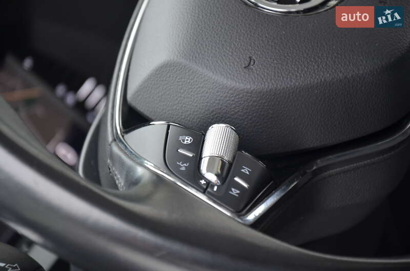 Универсал Skoda Superb 2022 в Дрогобыче