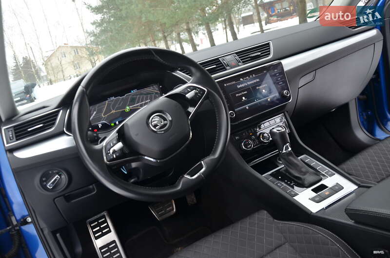 Универсал Skoda Superb 2022 в Дрогобыче
