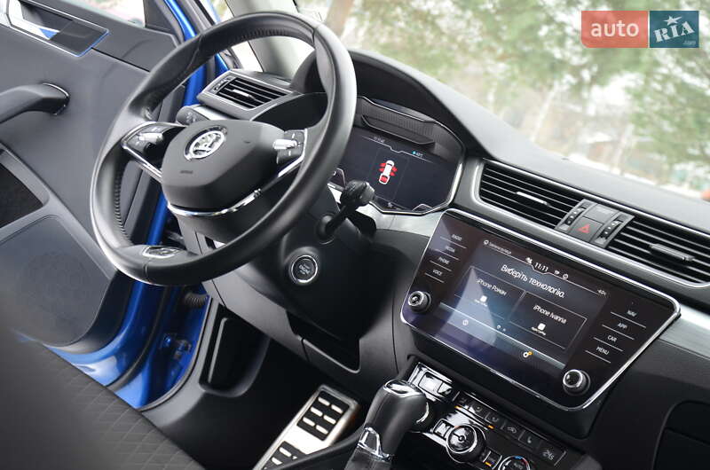 Универсал Skoda Superb 2022 в Дрогобыче