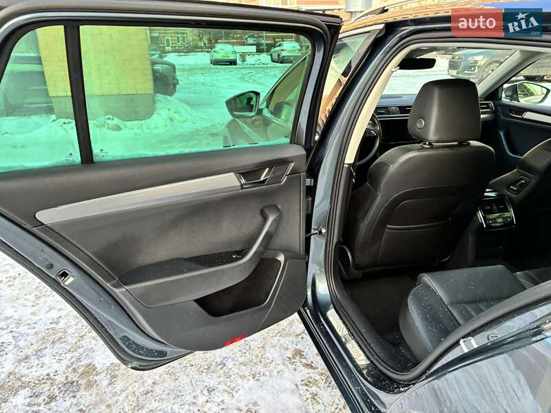 Универсал Skoda Superb 2019 в Киеве фото 44 Универсал Skoda Superb 2019 в Киеве