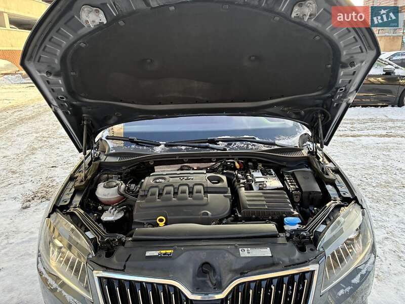 Универсал Skoda Superb 2019 в Киеве фото 83 Универсал Skoda Superb 2019 в Киеве