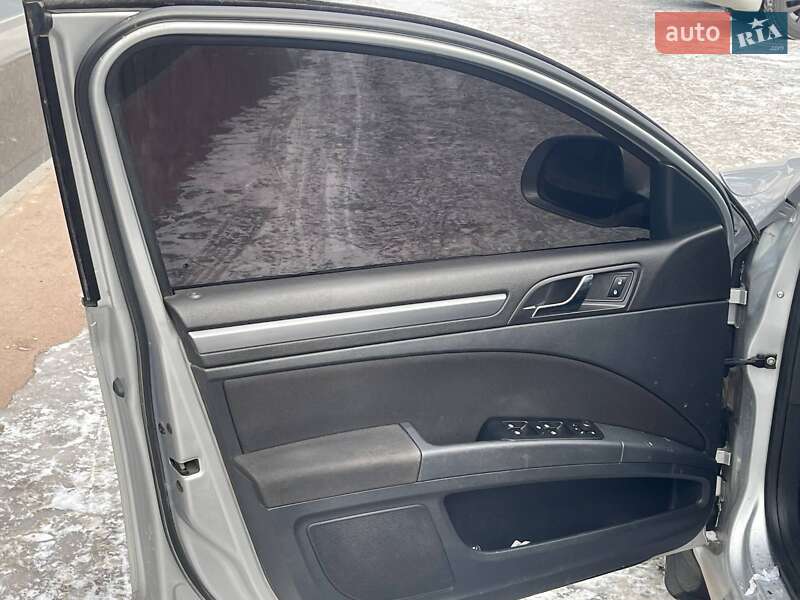 Универсал Skoda Superb 2012 в Киеве фото 8 Универсал Skoda Superb 2012 в Киеве