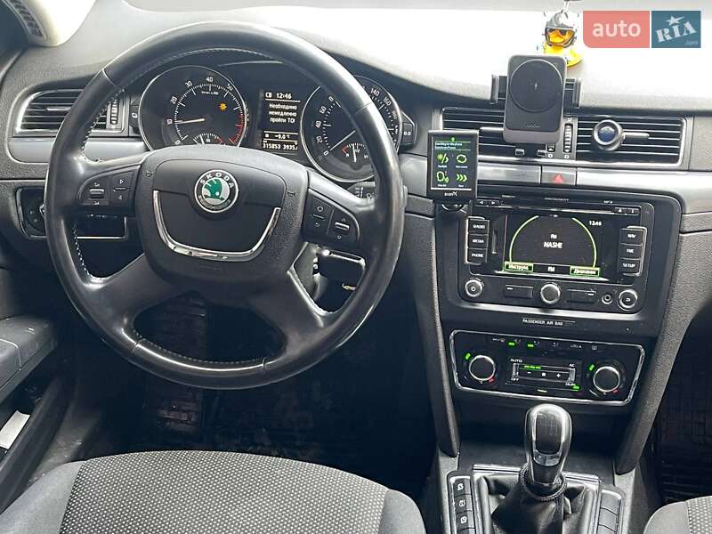 Универсал Skoda Superb 2012 в Киеве фото 18 Универсал Skoda Superb 2012 в Киеве